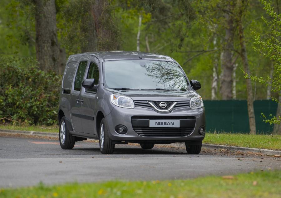 Nissan NV250 L2 Van 2019 года  (EU) (фото 9 из 39)
